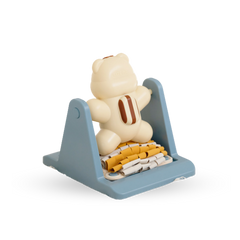 BITE ME Braining Spin and Snack Squirrel Toy